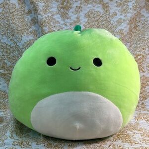 Squishmallows Green and White Stuffed Animal